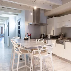 https://fitz-roy-by-annecy-rent-lodge.hotels-rhonealpes.com